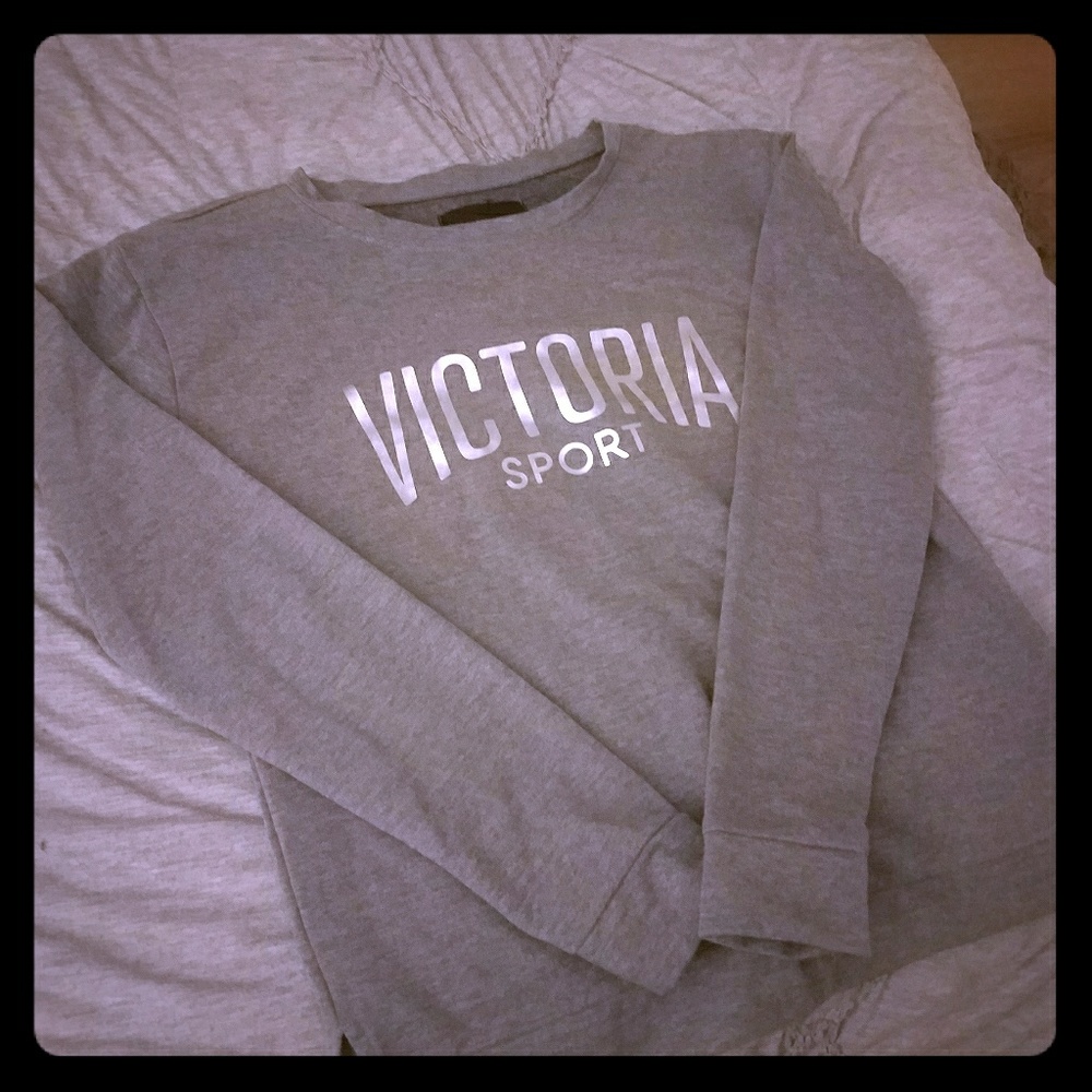Grey Sweatshirt